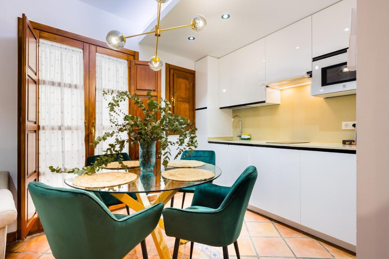 Duplex Deluxe Sevilla Center & Parking Opcional Εξωτερικό φωτογραφία
