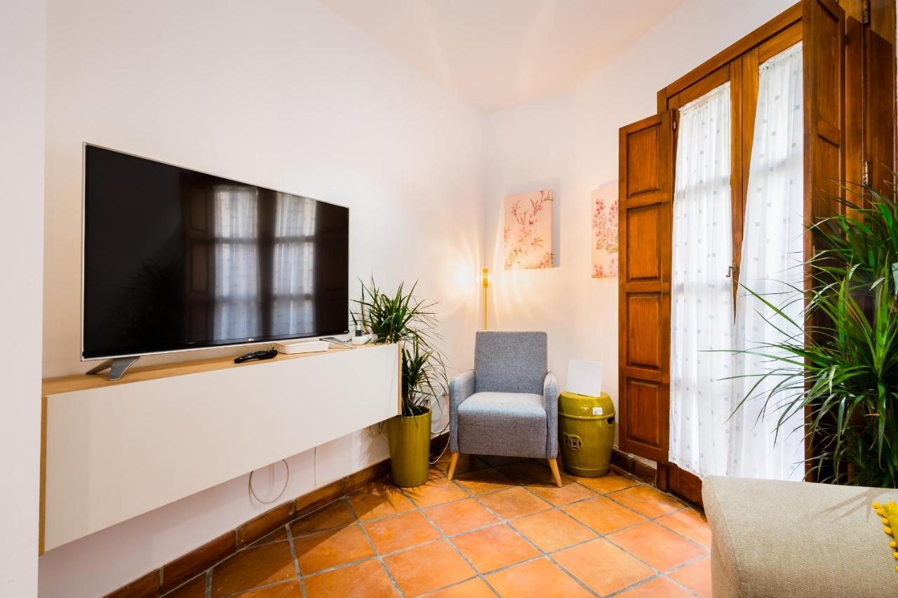 Duplex Deluxe Sevilla Center & Parking Opcional Εξωτερικό φωτογραφία