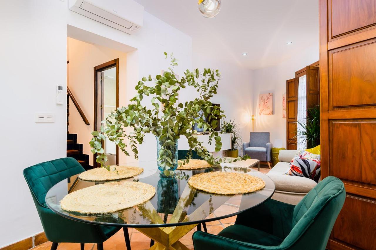Duplex Deluxe Sevilla Center & Parking Opcional Εξωτερικό φωτογραφία