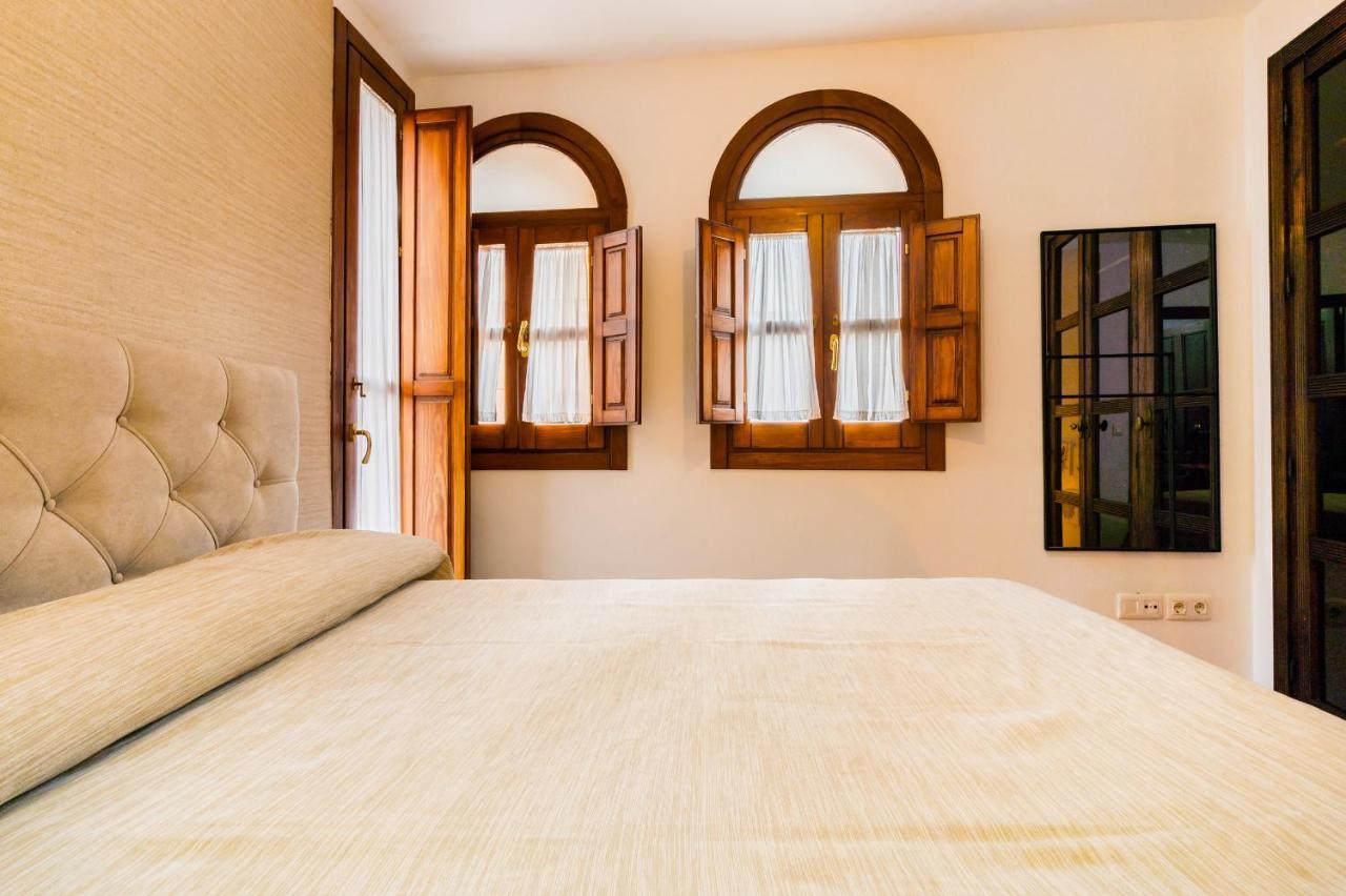Duplex Deluxe Sevilla Center & Parking Opcional Εξωτερικό φωτογραφία
