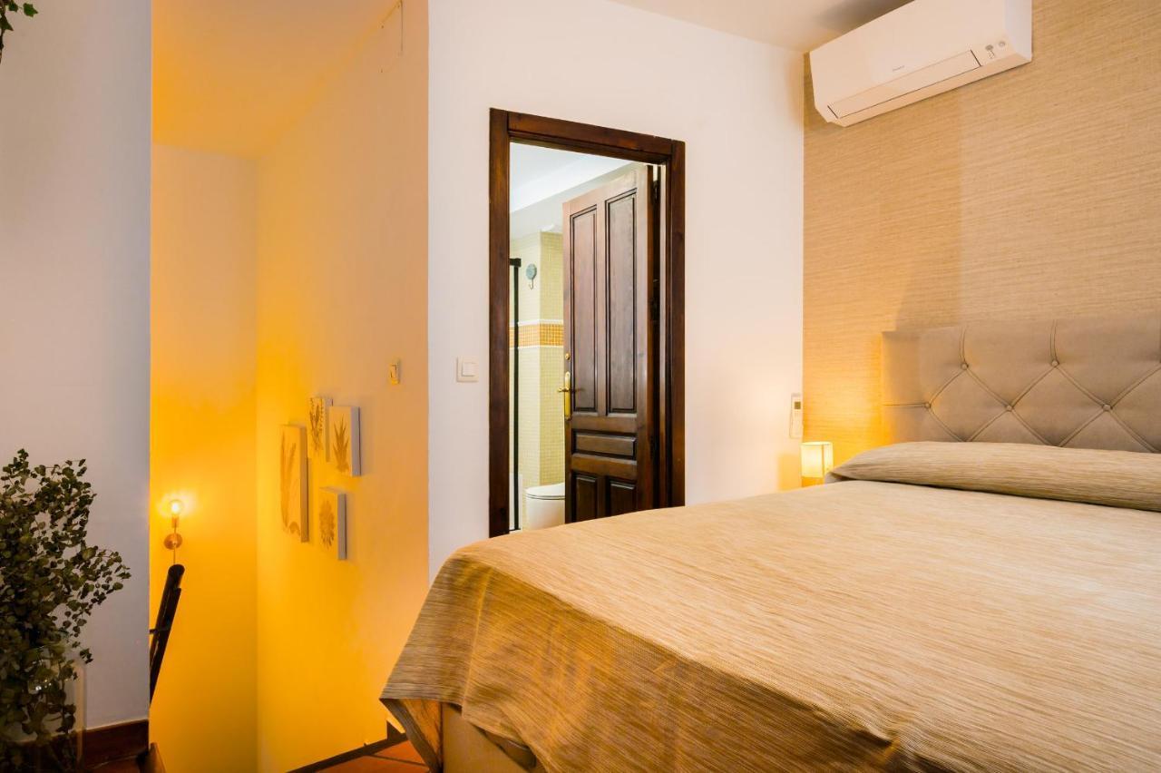 Duplex Deluxe Sevilla Center & Parking Opcional Εξωτερικό φωτογραφία